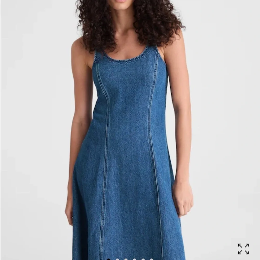 Madewell camby wash Denim Scoopneck Midi Dress - Picture 2 of 7